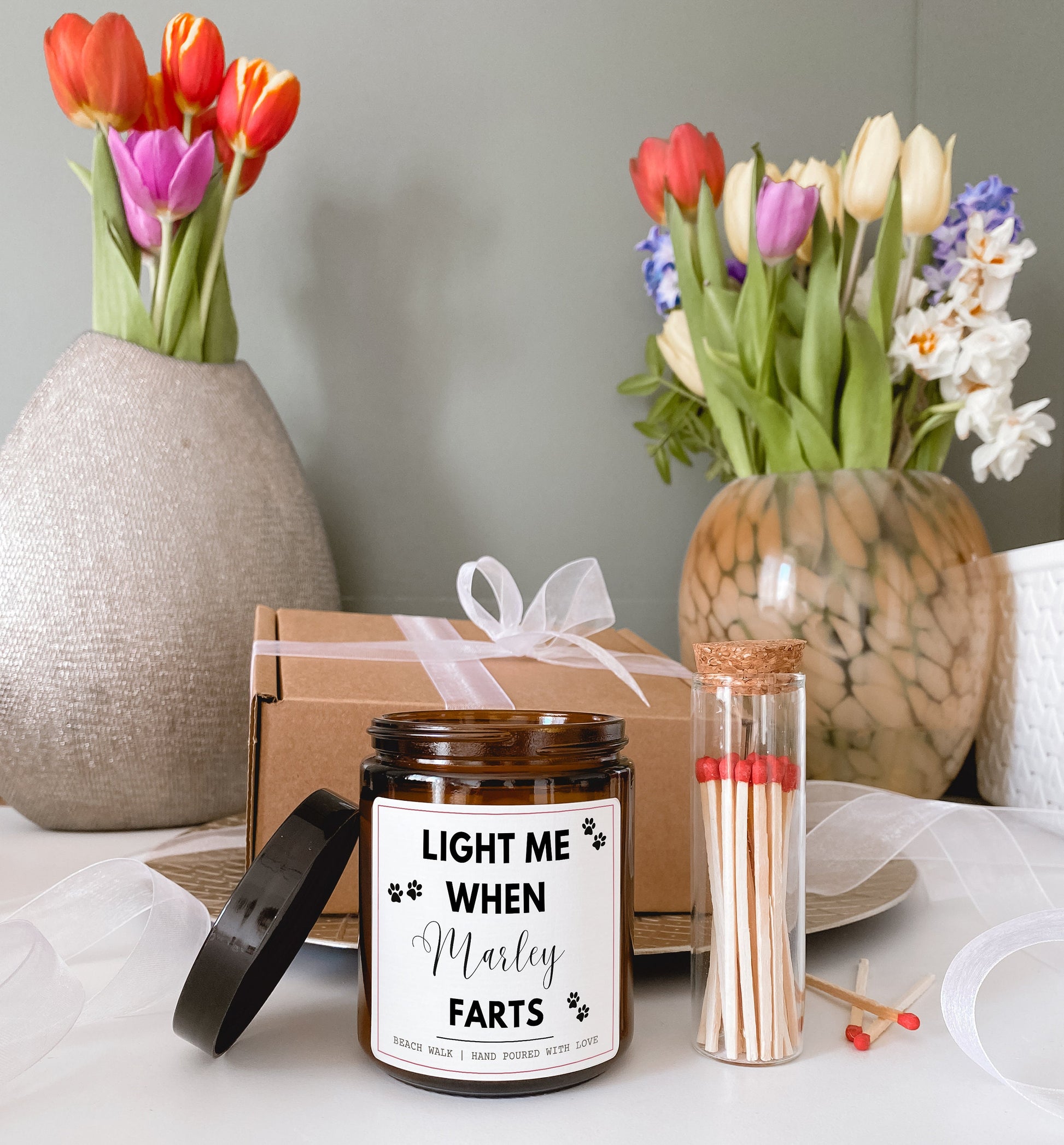 Light Me When Dog Farts, Personalised Soy Wax Scented Candle, Funny Candle For Dog Owner, Funny Present For Dog Mum or Dog Dad, Dog Lover Gift, Funny Personalised Gift, gift for dog, paw prints wax melts