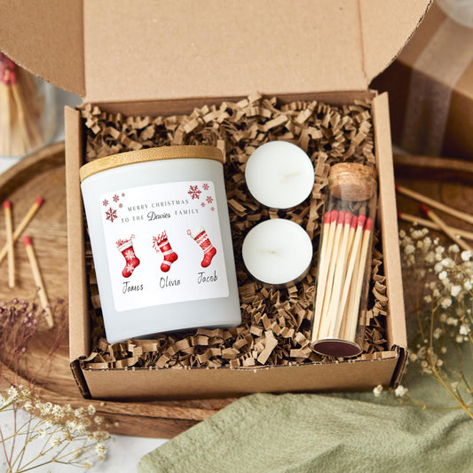 Personalised Christmas Candle Gift for Family, Custom Candle for Mum & Dad, Merry Christmas to a Special Family, Stocking Filler Present