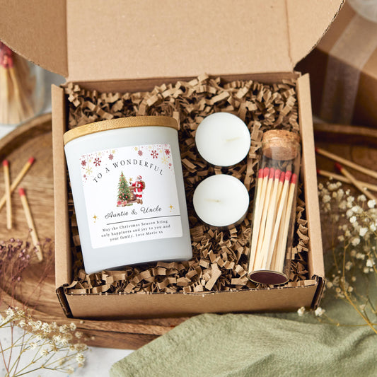Christmas Candle Personalised Merry Christmas Present for Aunt and Uncle, Auntie and Uncle Xmas Gift for Relatives, Christmas Eve Present
